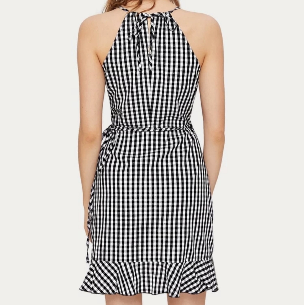 Gingham print ruffle trim wrap dress - Picture 3 of 11